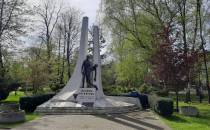 2b. Pomnik Ofiar Hitleryzmu.