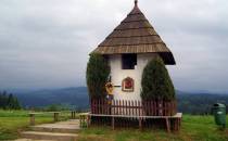 Kapliczka na Przełęczy nad Łapszanką
