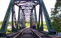 most kolejowy w Ujściu