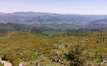 Widok z tarasu widokowego na szczycie Baraniej Góry