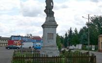 Pomnik św. Floriana w Skierniewicach