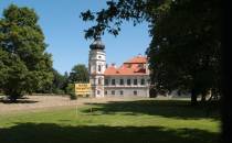 pałac w Żyrowej