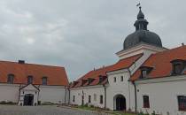 Kościół i klasztor w Wigrach
